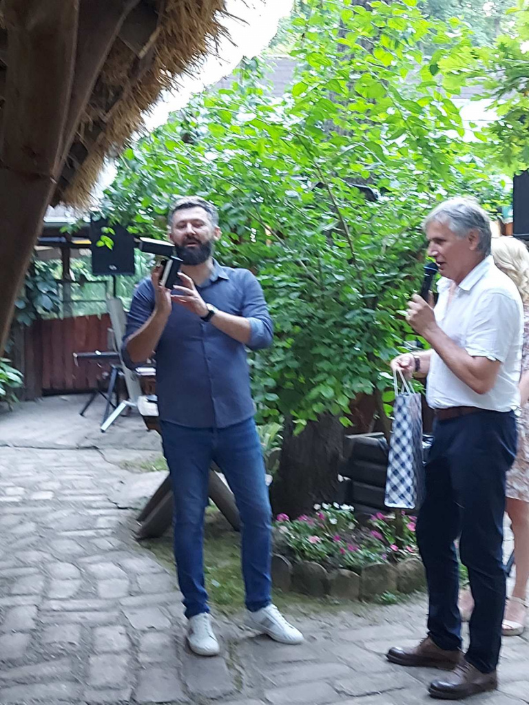 IMG-97c41def9d5b48bd5919a1ca87b7b8f7-V.jpg IMG-97c41def9d5b48bd5919a1ca87b7b8f7-V.jpg